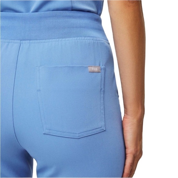 FIGS TECHNICAL SCRUBS ZAMORA CEIL BLUE JOGGERS SIZE MEDIUM TALL - Picture 5 of 15